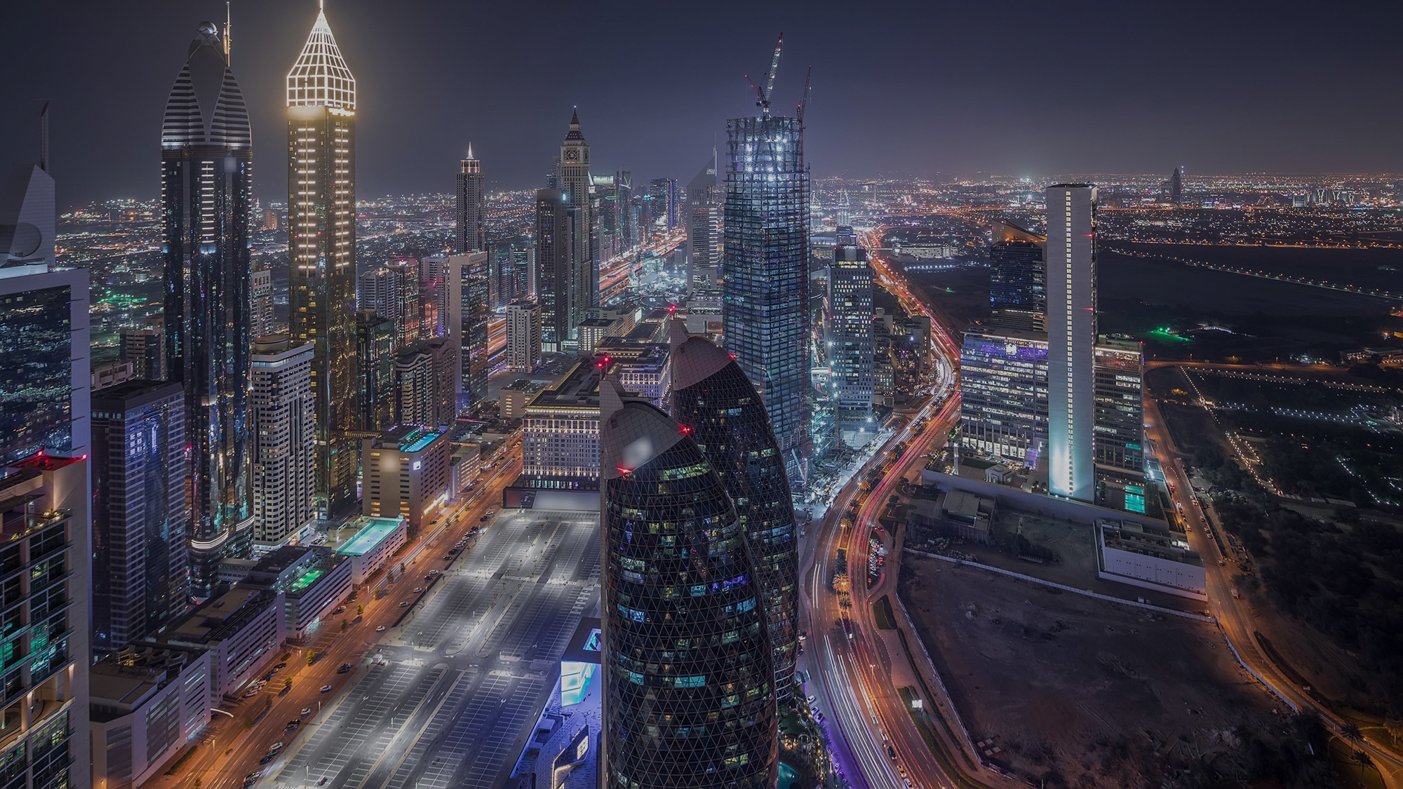 Dubai’s Real Estate Market Thrives: Nearly 1,000 Deals Worth AED 3.6 Billion in Just One Day
